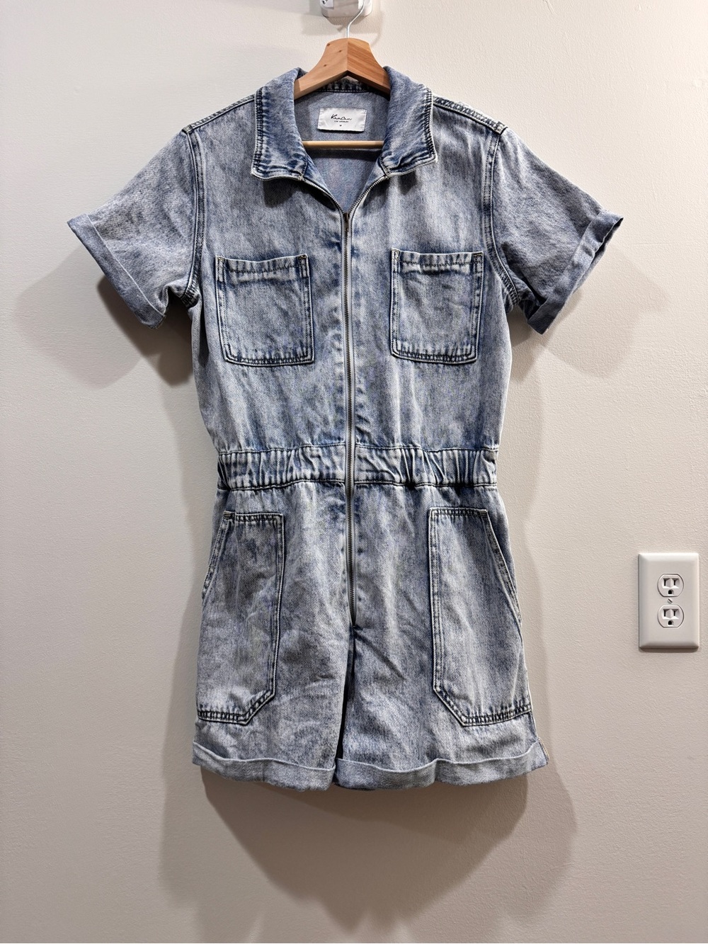 KanCan Los Angeles Acid Wash Denim Romper Zip Front Short Sleeve Sz M